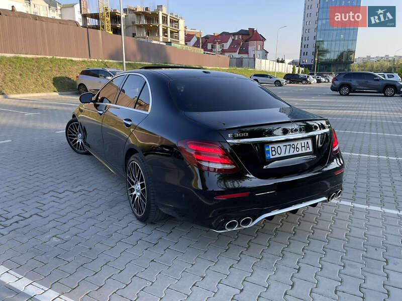 Mercedes-Benz E-Class 2016