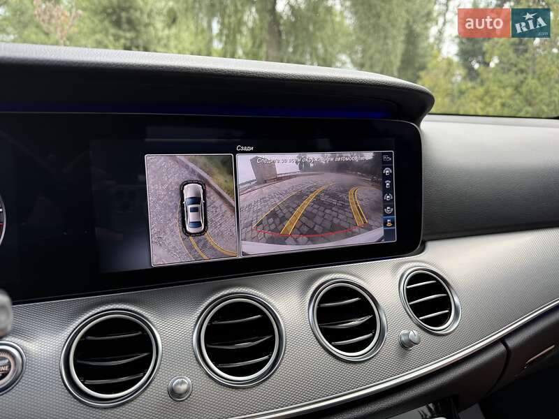 Седан Mercedes-Benz E-Class 2016 в Киеве