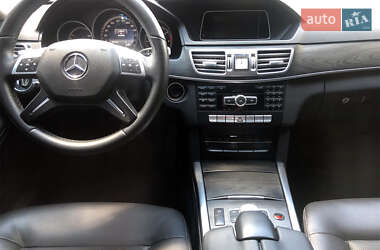 Седан Mercedes-Benz E-Class 2013 в 
