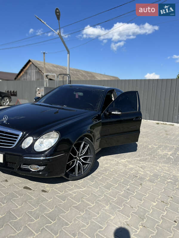 Седан Mercedes-Benz E-Class 2006 в 