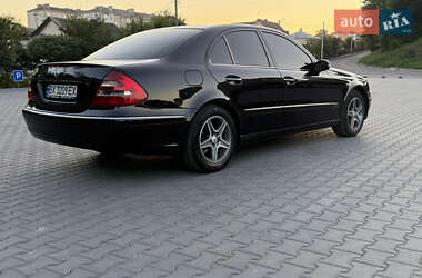 Седан Mercedes-Benz E-Class 2005 в 