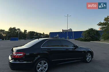 Седан Mercedes-Benz E-Class 2009 в 