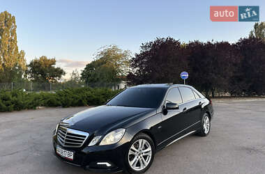 Седан Mercedes-Benz E-Class 2009 в 