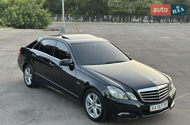 Седан Mercedes-Benz E-Class 2009 в 