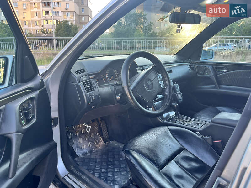 Универсал Mercedes-Benz E-Class 1998 в Киеве