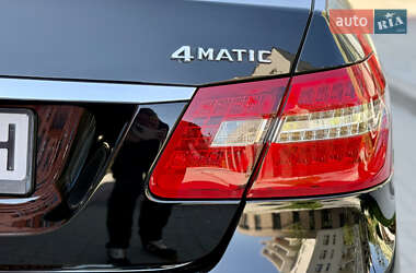Седан Mercedes-Benz E-Class 2012 в 
