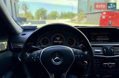 Седан Mercedes-Benz E-Class 2012 в 
