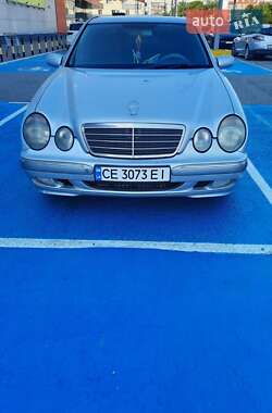 Седан Mercedes-Benz E-Class 2001 в Черновцах
