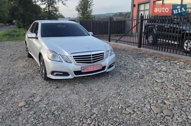 Седан Mercedes-Benz E-Class 2010 в 
