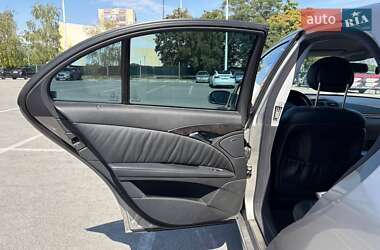 Седан Mercedes-Benz E-Class 2003 в 