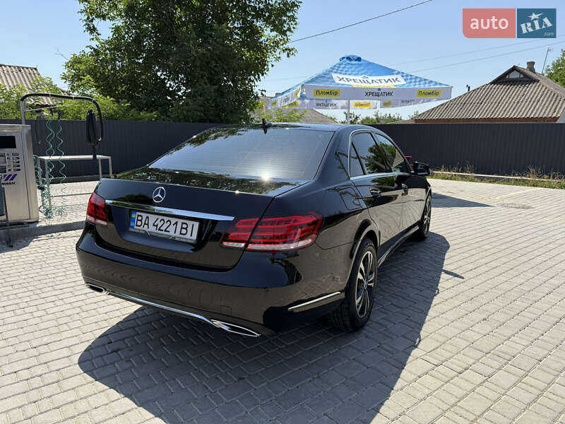 Седан Mercedes-Benz E-Class 2014 в Кропивницькому