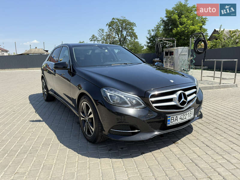 Седан Mercedes-Benz E-Class 2014 в Кропивницькому