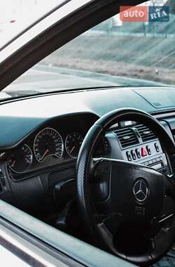 Седан Mercedes-Benz E-Class 1998 в 