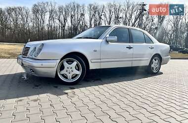 Седан Mercedes-Benz E-Class 1998 в 