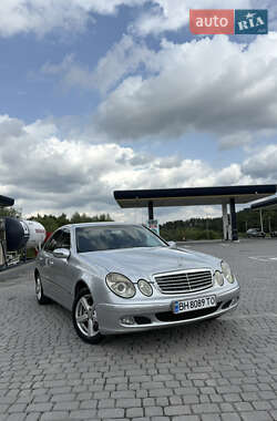 Седан Mercedes-Benz E-Class 2002 в Львові