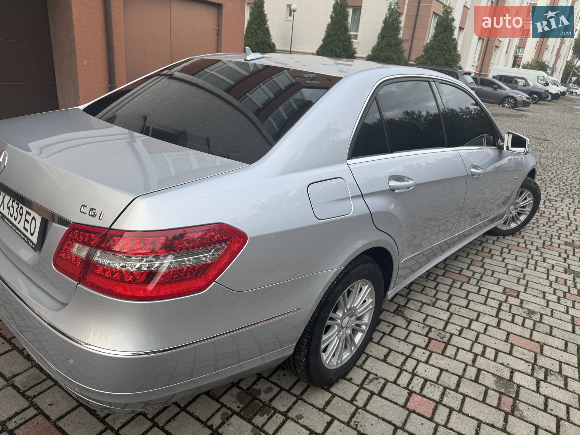 2011 Mercedes-Benz E-klasse - мініатюра 2