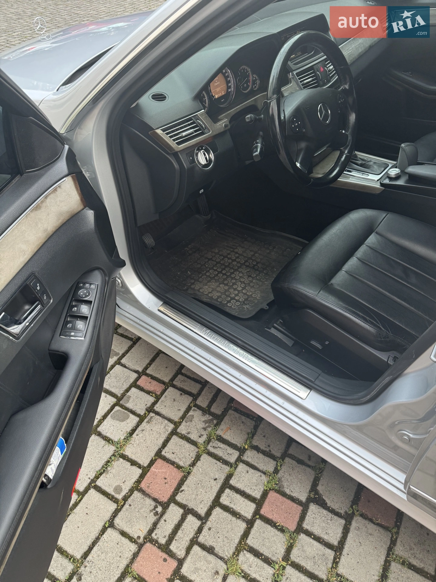 2011 Mercedes-Benz E-klasse - мініатюра 11