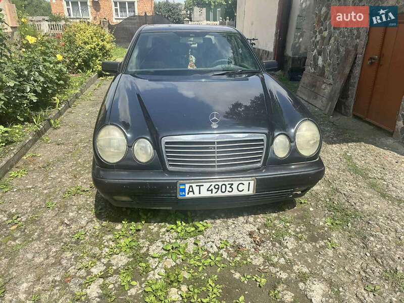 Mercedes-Benz E-Class 1996