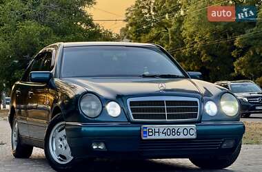 Седан Mercedes-Benz E-Class 1999 в 