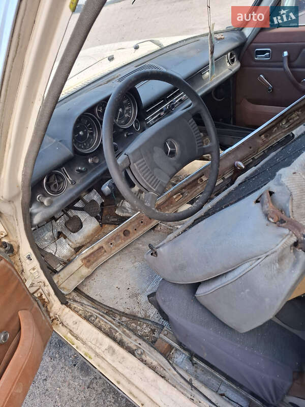 Седан Mercedes-Benz E-Class 1974 в Сумах фото 15 Седан Mercedes-Benz E-Class 1974 в Сумах
