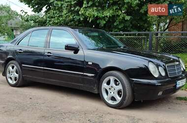 Седан Mercedes-Benz E-Class 1999 в Староконстантинове