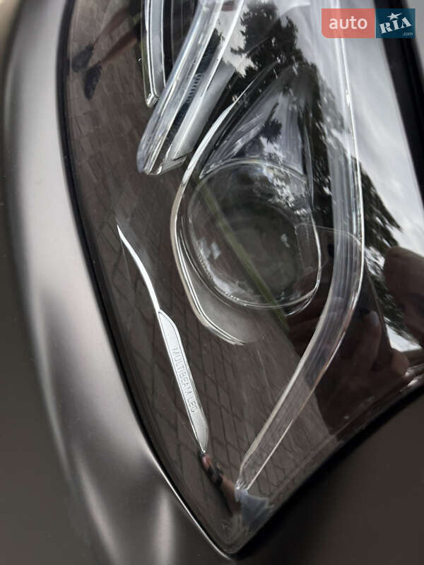 Седан Mercedes-Benz E-Class 2018 в Львове