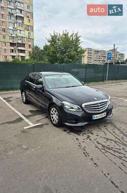 Седан Mercedes-Benz E-Class 2013 в Киеве