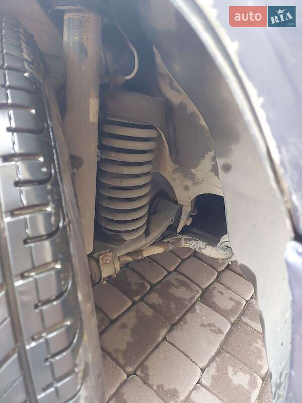 Седан Mercedes-Benz E-Class 1995 в Львові