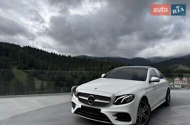 Седан Mercedes-Benz E-Class 2018 в Києві