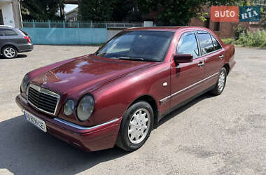 Седан Mercedes-Benz E-Class 1999 в Мукачево