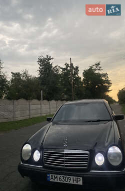 Седан Mercedes-Benz E-Class 1997 в Житомире