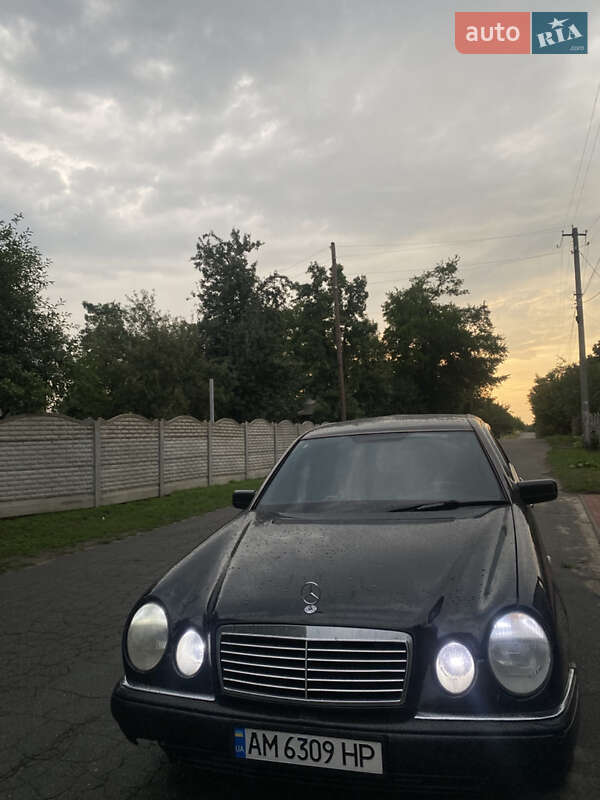 Mercedes-Benz E-Class 1997