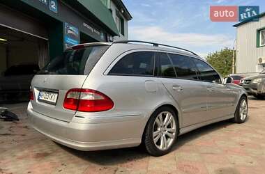 Универсал Mercedes-Benz E-Class 2003 в Черновцах