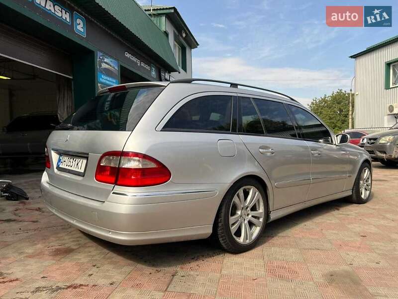 Mercedes-Benz E-Class 2003