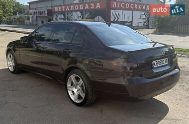 Седан Mercedes-Benz E-Class 2010 в Киеве