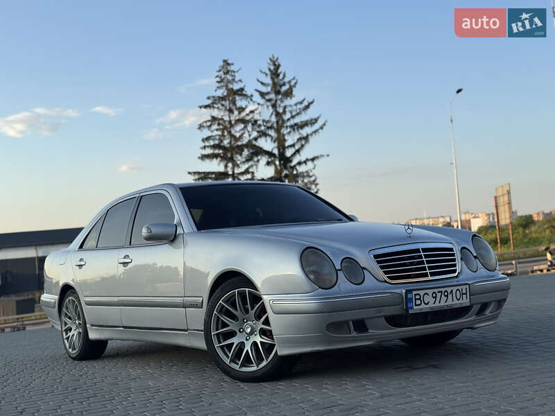 Mercedes-Benz E-Class 2000