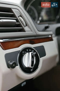 Купе Mercedes-Benz E-Class 2010 в 