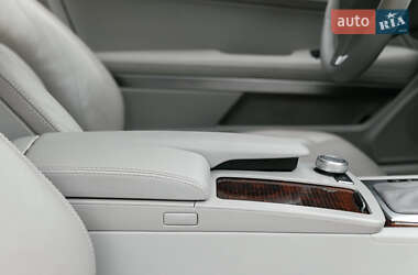 Купе Mercedes-Benz E-Class 2010 в 