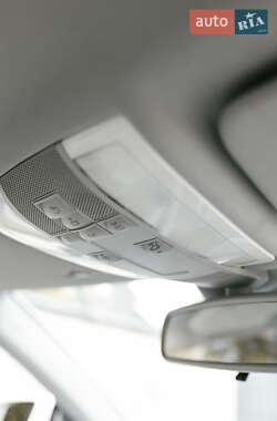 Купе Mercedes-Benz E-Class 2010 в 