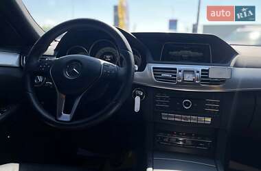 Седан Mercedes-Benz E-Class 2015 в 
