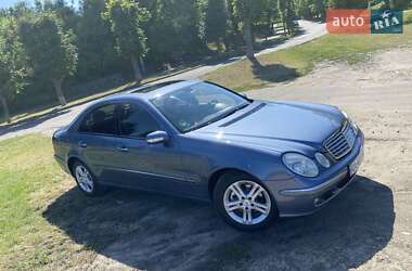 Седан Mercedes-Benz E-Class 2004 в Корсунь-Шевченківському