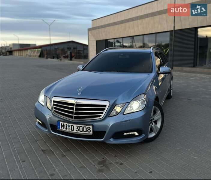 Универсал Mercedes-Benz E-Class 2009 в Козове