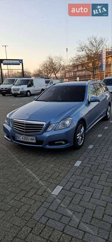 Универсал Mercedes-Benz E-Class 2009 в Козове