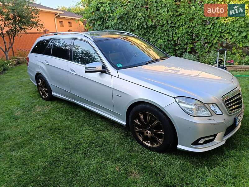 Универсал Mercedes-Benz E-Class 2010 в Днепре фото 2 Универсал Mercedes-Benz E-Class 2010 в Днепре