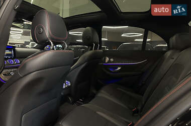 Седан Mercedes-Benz E-Class 2019 в 