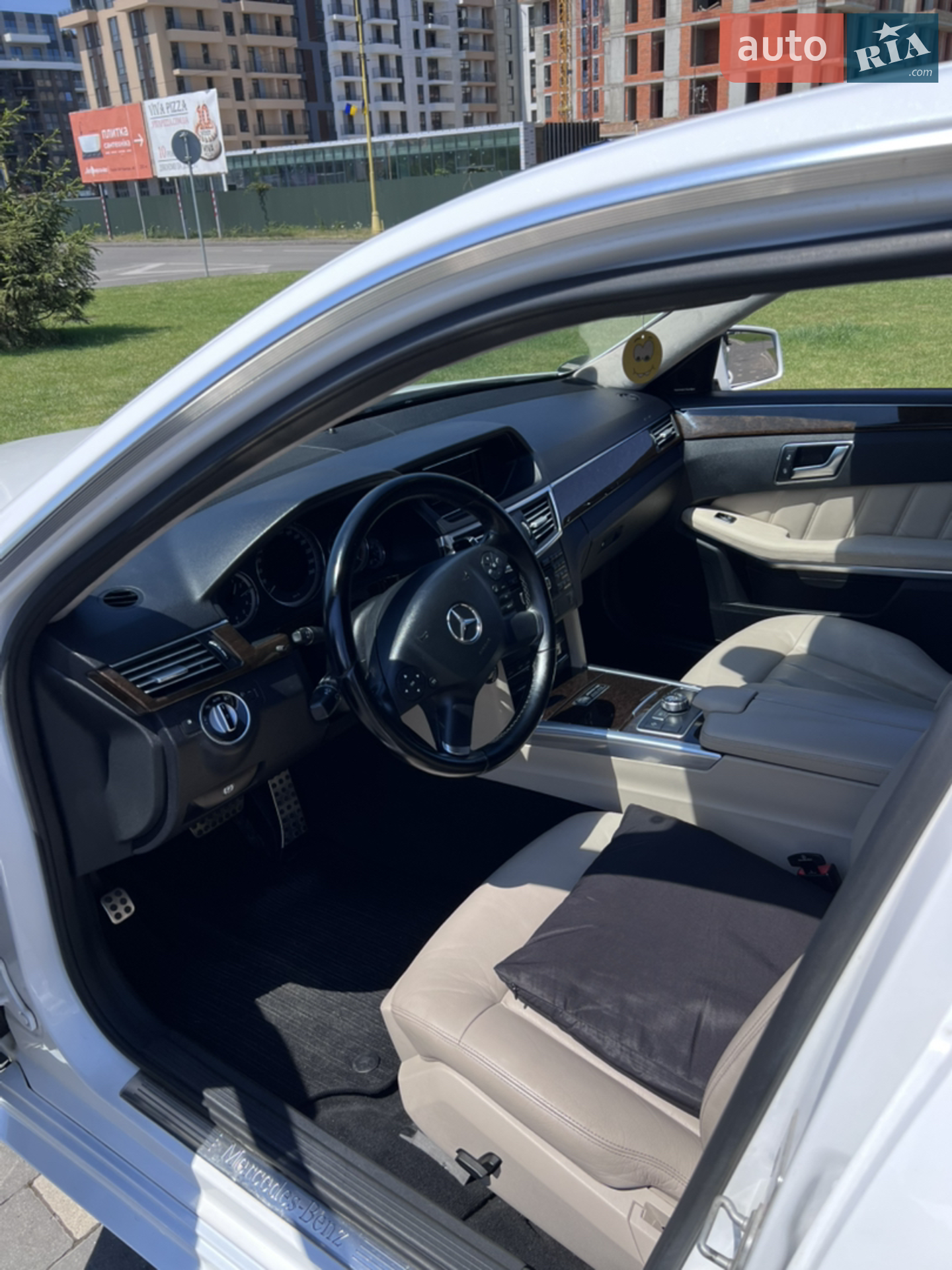2013 Mercedes-Benz E-klasse - мініатюра 14
