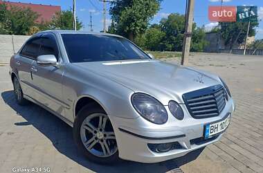 Седан Mercedes-Benz E-Class 2008 в Роздільній