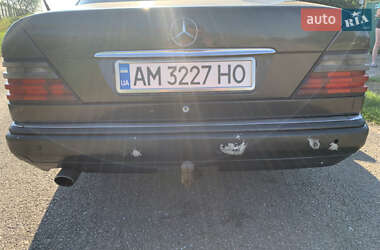 Седан Mercedes-Benz E-Class 1995 в 
