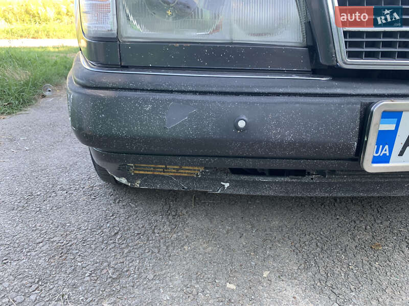 Седан Mercedes-Benz E-Class 1995 в Житомире