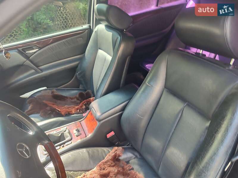 Седан Mercedes-Benz E-Class 1998 в Виннице